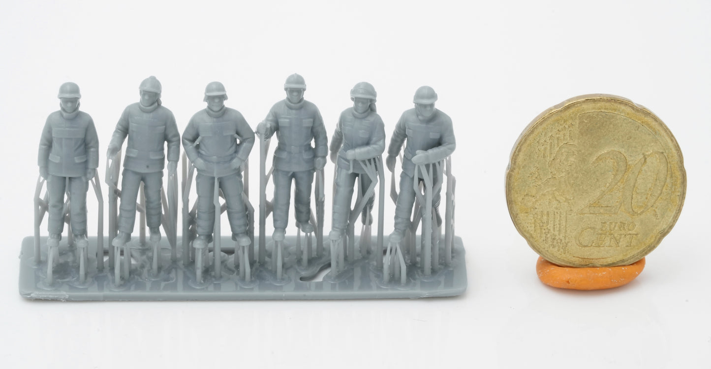 Produktfoto Figur H0, 1:72 - 0: Feuerwehr Rettungsdienst Figuren Set (6 Figuren)