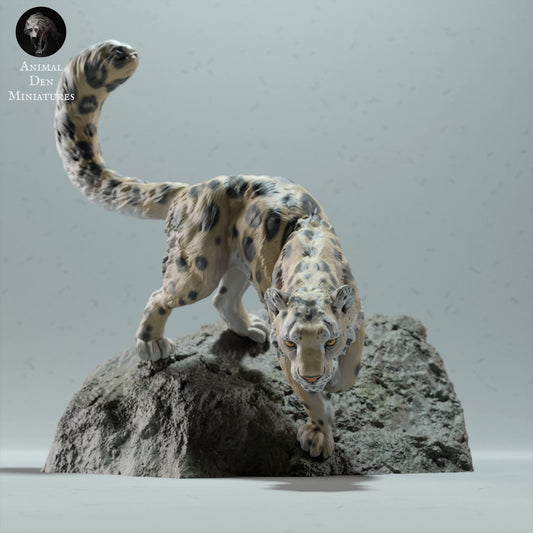 Foto del producto figura de animal diorama, modelismo: 0: figura de fauna salvaje: leopardo de las nieves sobre roca (Ref 01_01_47)