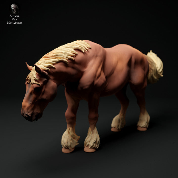 Foto del producto figura de animal diorama, modelismo: 0: Figura de animal de granja: caballo comiendo - Suffolk Punch