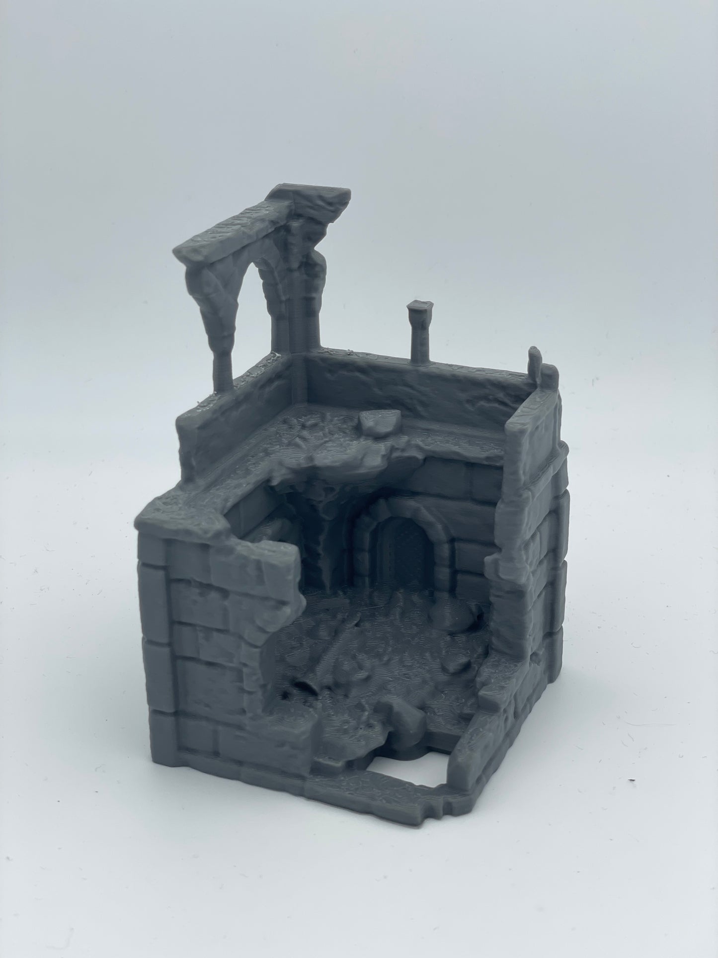 Produktfoto Tabletop 28mm The Printing Goes Ever On (TPGEO) 0: Ruine mittelalterlicher Turm - Überreste militärisches Gebäude - Zerstörter Außenposten
