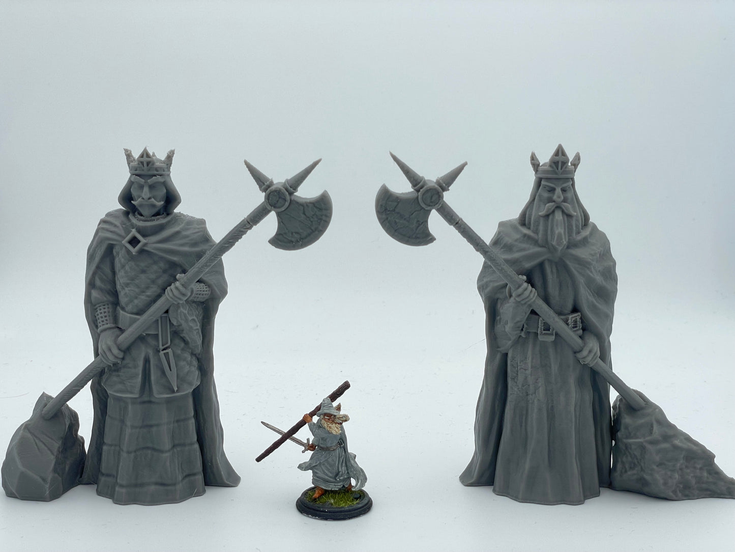Foto del producto Tabletop 28mm The Printing Goes Ever On (TPGEO) 0: Estatuas de los Reyes - Testigos de reinos pasados - Recuerdos de poderosos gobernantes
