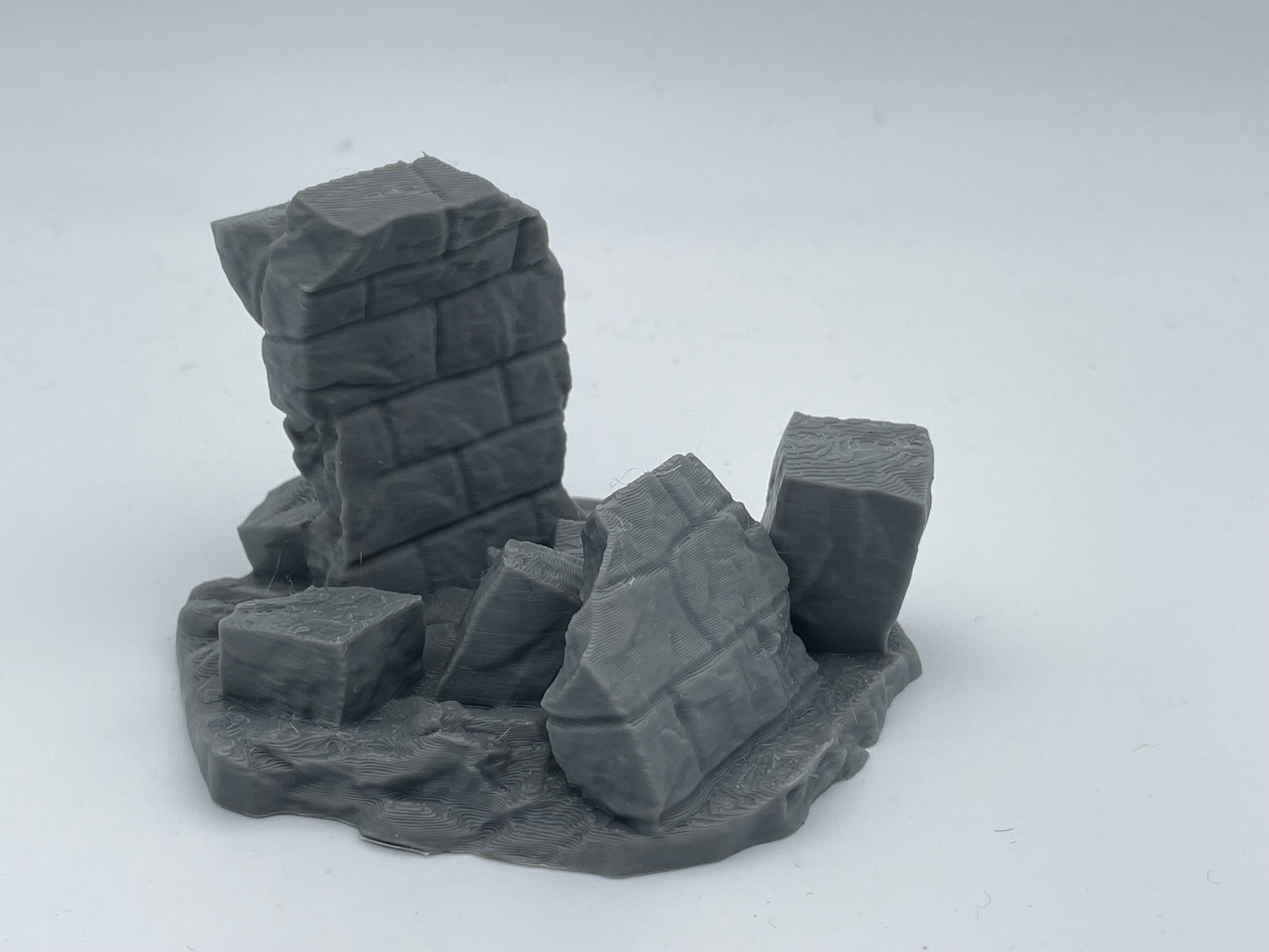 Foto del producto Tabletop 28mm The Printing Goes Ever On (TPGEO) 0: Ruinas A-D - Escombros de una ciudad medieval - Restos de una muralla, grava y montones de piedras