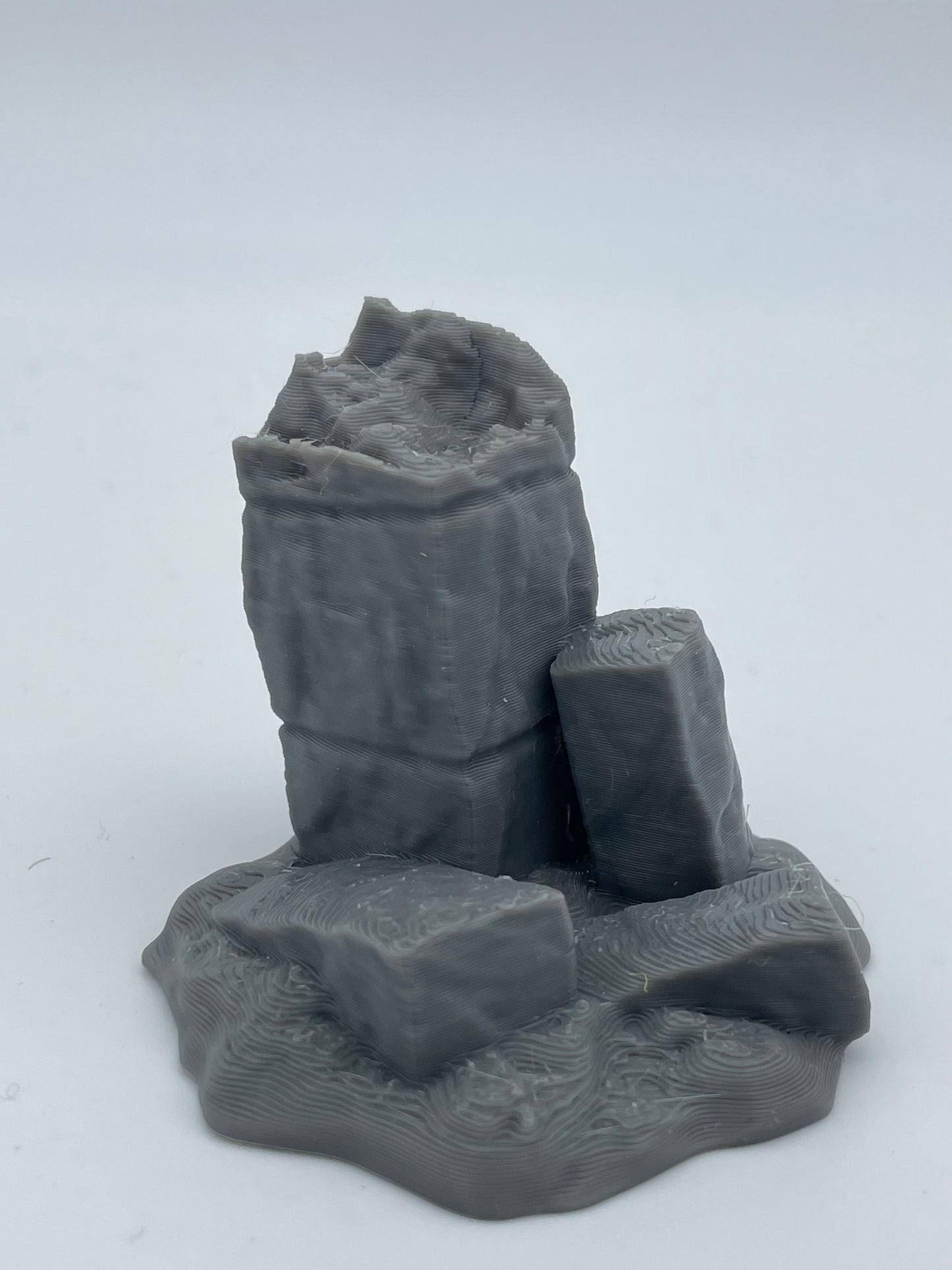 Foto del producto Tabletop 28mm The Printing Goes Ever On (TPGEO) 0: Ruinas A-D - Escombros de una ciudad medieval - Restos de una muralla, grava y montones de piedras