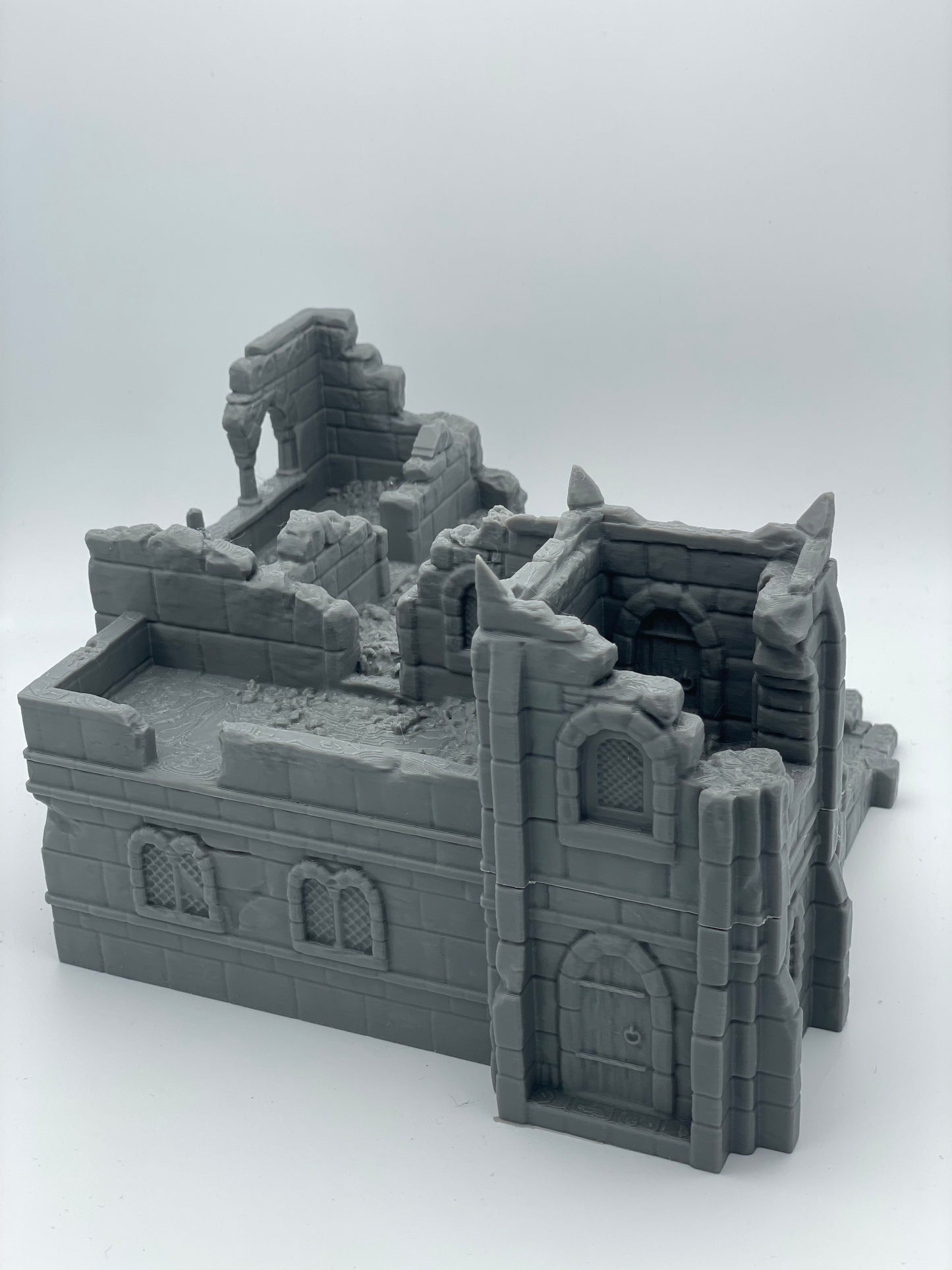 Produktfoto Tabletop 28mm The Printing Goes Ever On (TPGEO) 0: Ruine mittelalterliches Wohnhaus C - Überreste Gebäude aus dem Menschenreich Gonthan