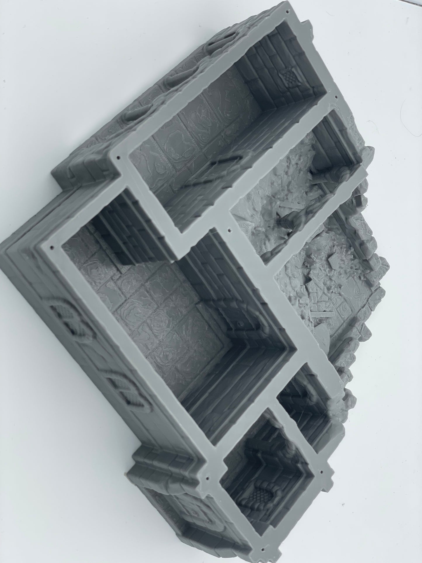 Produktfoto Tabletop 28mm The Printing Goes Ever On (TPGEO) 0: Ruine mittelalterliches Wohnhaus C - Überreste Gebäude aus dem Menschenreich Gonthan