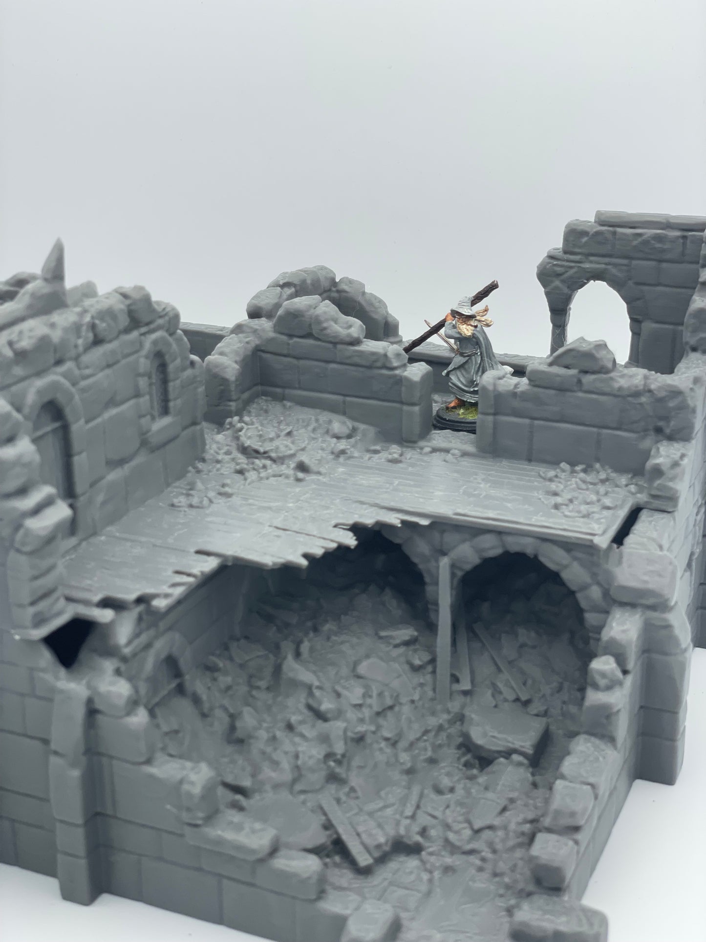 Produktfoto Tabletop 28mm The Printing Goes Ever On (TPGEO) 0: Ruine mittelalterliches Wohnhaus C - Überreste Gebäude aus dem Menschenreich Gonthan