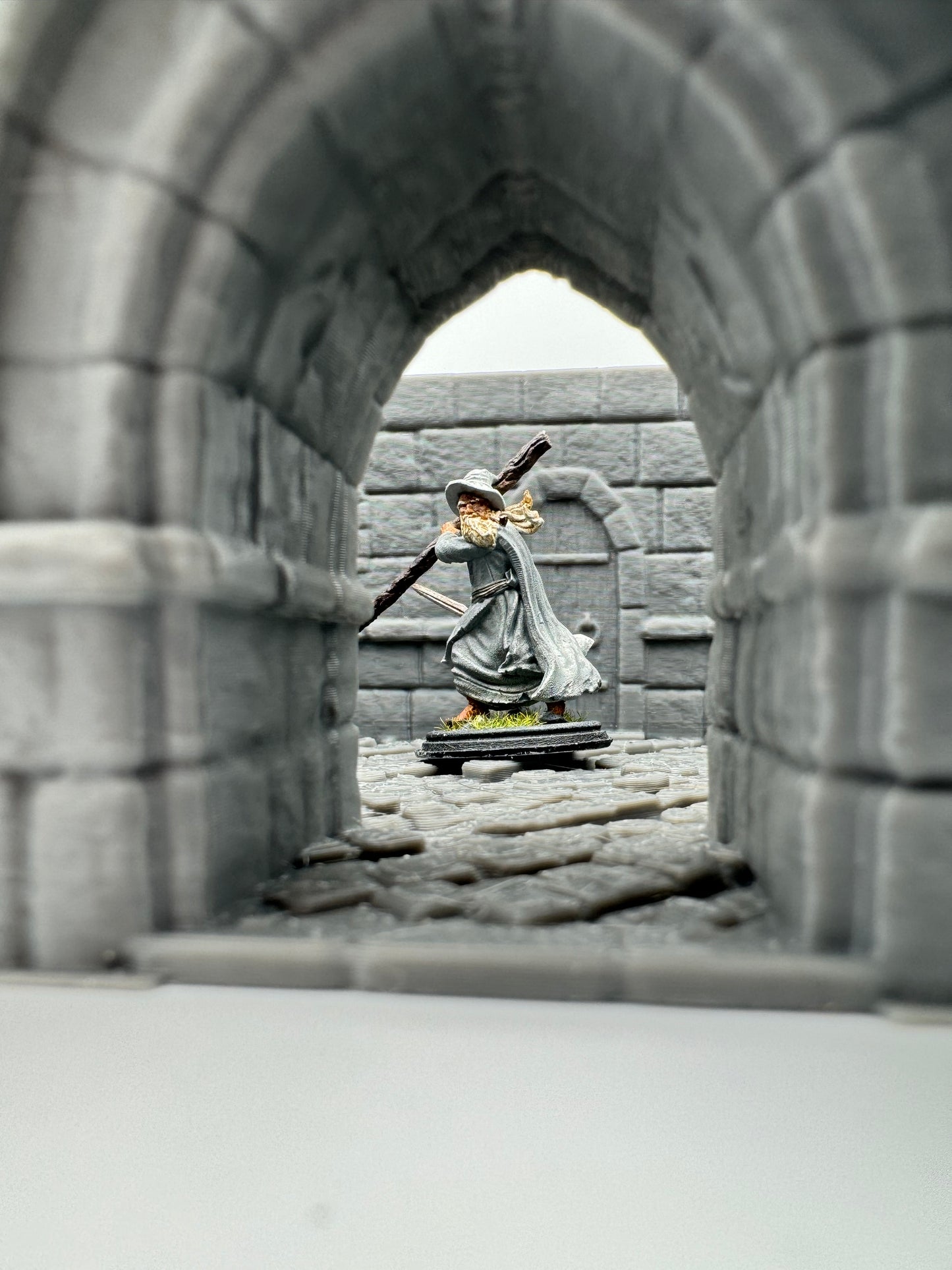 Produktfoto Tabletop 28mm The Printing Goes Ever On (TPGEO) 0: Kaserne Ivory City - Gebäude Königreich Gonthan - Barracks Tabletop Terrain