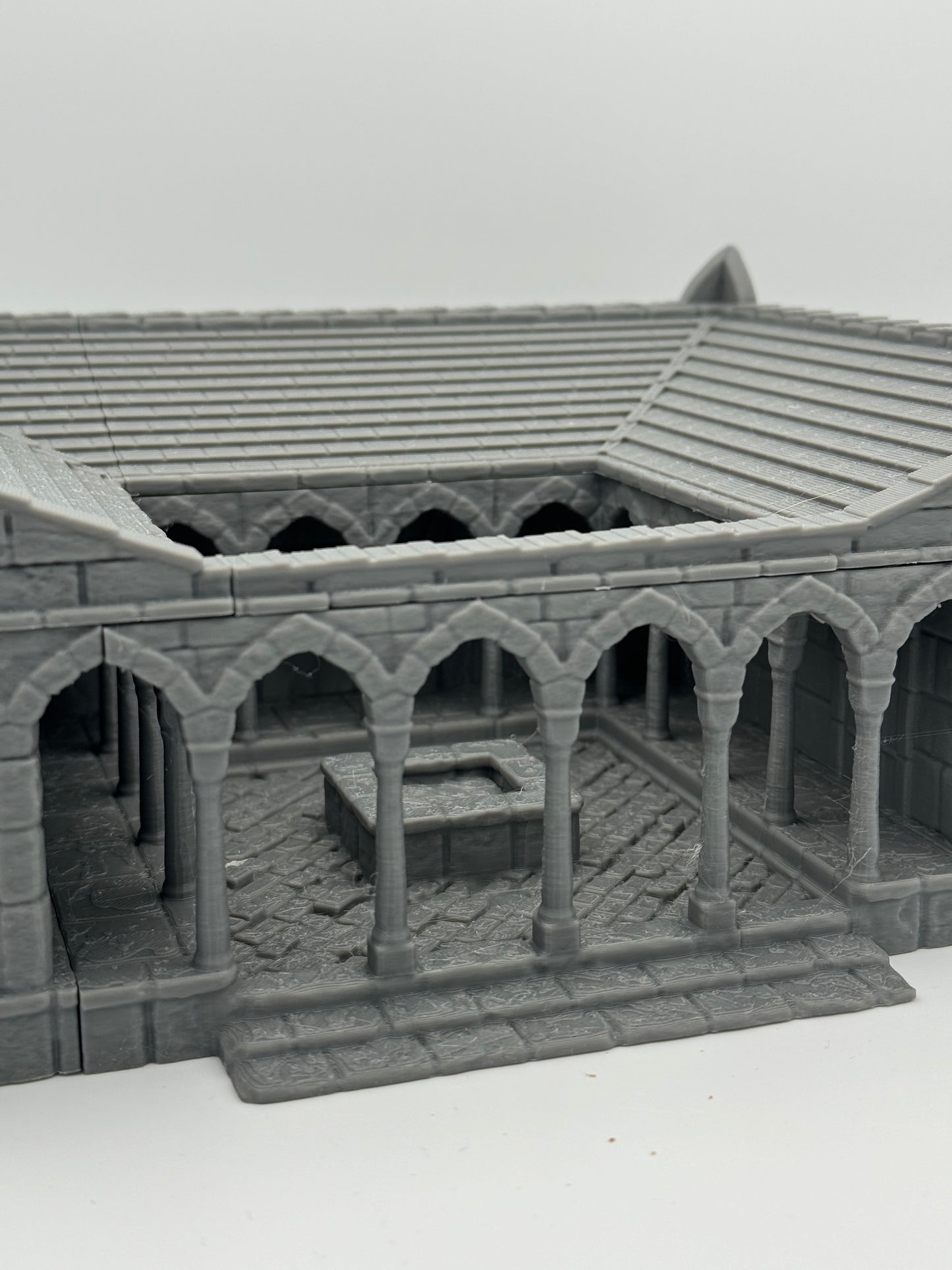 Foto del producto Tabletop 28mm The Printing Goes Ever On (TPGEO) 0: Estación médica Ciudad Marfil - Edificio Reino de Gonthan - Terreno de hospital para Tabletop