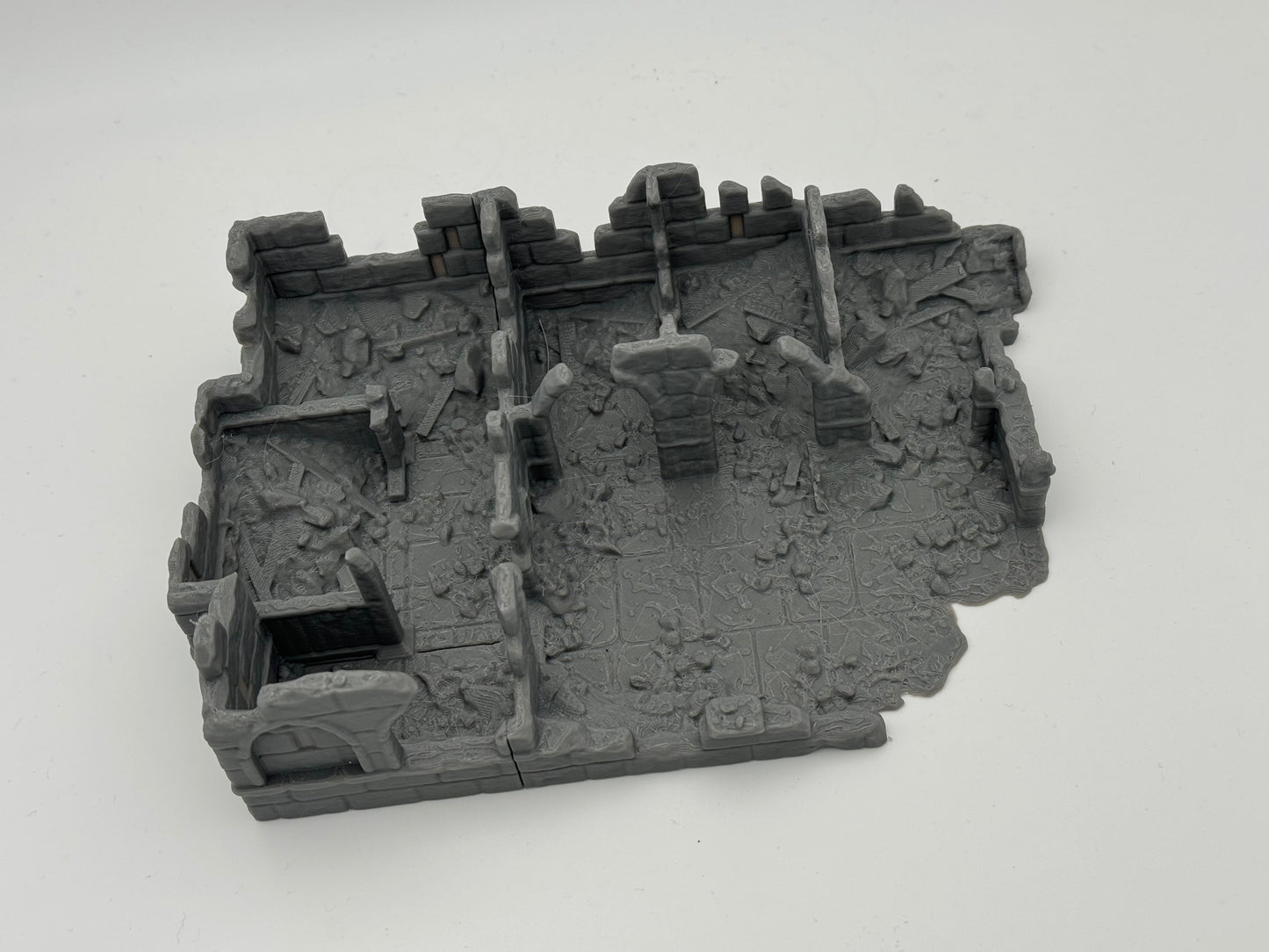 Foto del producto Tabletop 28mm The Printing Goes Ever On (TPGEO) 0: Ruinas de establos Ciudad Marfil - Edificio Reino de Gonthan - Terreno de Tabletop Ruinas de Establo