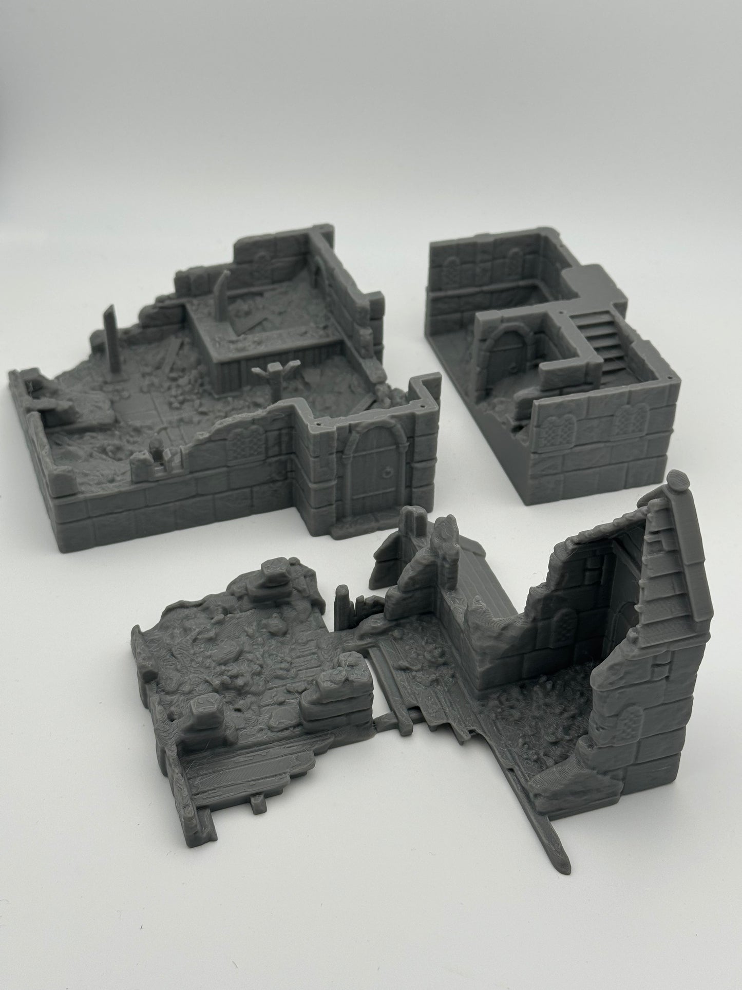 Foto del producto Tabletop 28mm The Printing Goes Ever On (TPGEO) 0: Ruinas de la posada Ciudad Marfil - Edificio Reino de Gonthan - Terreno de taberna Tabletop