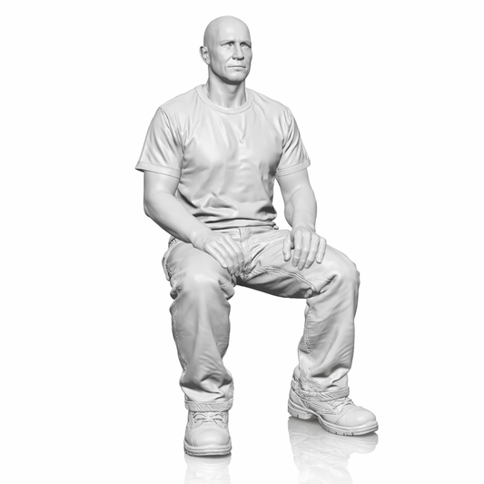 Diorama Modellbau Produktfoto 0: Sitzende Figur: Mann als Zuschauer, Hände auf Oberschenkeln (B014)