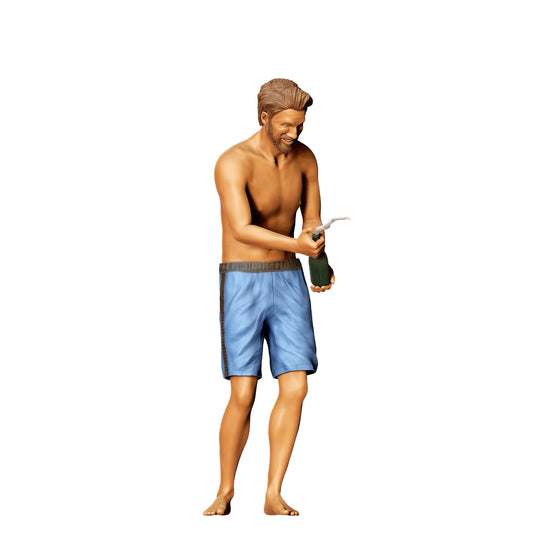 Diorama Modellbau Produktfoto 0: Pool Party Gäste - Mann mit Badehose und Sektflasche (Ref. Nr. 323)