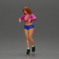Foto de producto de modelismo de diorama 0: Figura femenina de diorama en minifalda y pantalones cortos, de pie en el borde de la escalera (Ref Nr. A73)