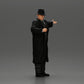 Foto del producto de modelismo de diorama 1: Miniatura de diorama: Mafioso en traje y abrigo con sombrero, gesticulando (Ref Nr. A94)
