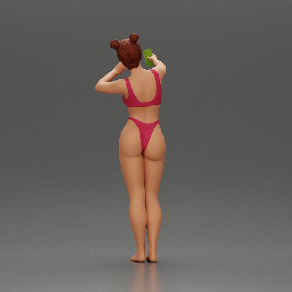 Diorama Modelismo Foto de Producto 3: Miniatura de Diorama: Mujer en bikini haciéndose un selfie en la playa, figura de pie (Ref Nr. A69)