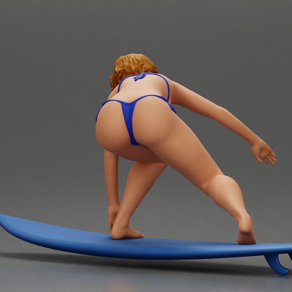 Diorama Modelismo Foto de producto 4: Miniatura de diorama: Surfista arrodillada en bikini sobre tabla de surf, individual (Ref Nr. A119)