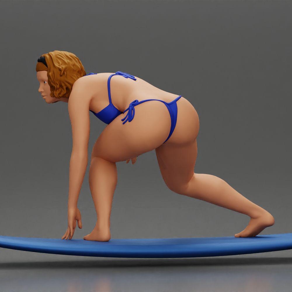 Diorama Modelismo Foto de producto 5: Miniatura de diorama: Surfista arrodillada en bikini sobre tabla de surf, individual (Ref Nr. A119)