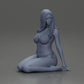 Diorama de modelismo foto de producto 6: Miniatura femenina arrodillada en bikini, sentada sobre una base plana - Diorama de playa (Ref Nr. A83)