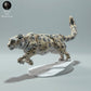 Foto de producto de figura animal Animal Den Miniatures 0: Figura de animal salvaje: leopardo de las nieves - caminando (22_12_11)