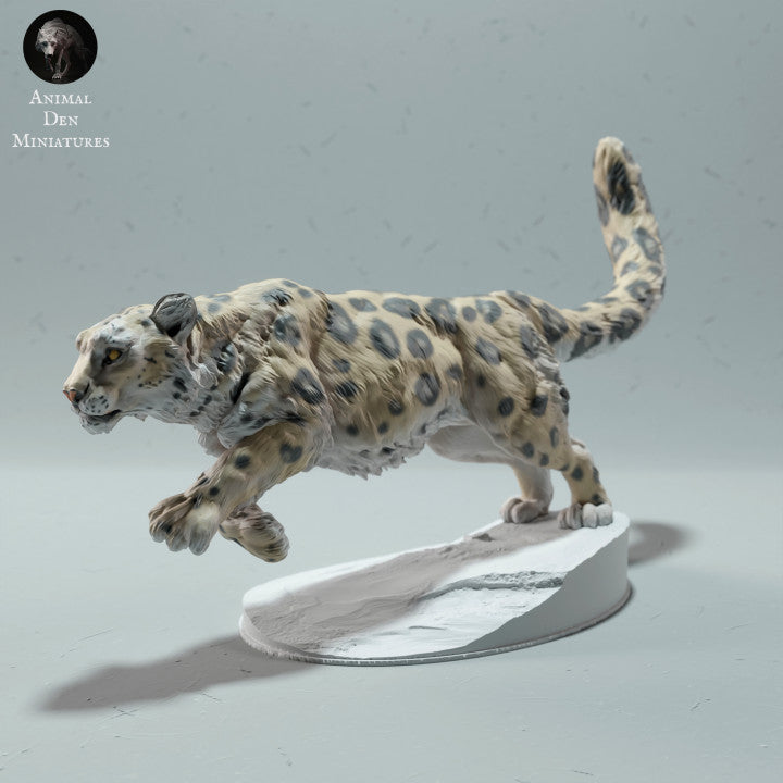 Foto de producto de figura animal Animal Den Miniatures 0: Figura de animal salvaje: leopardo de las nieves - caminando (22_12_11)