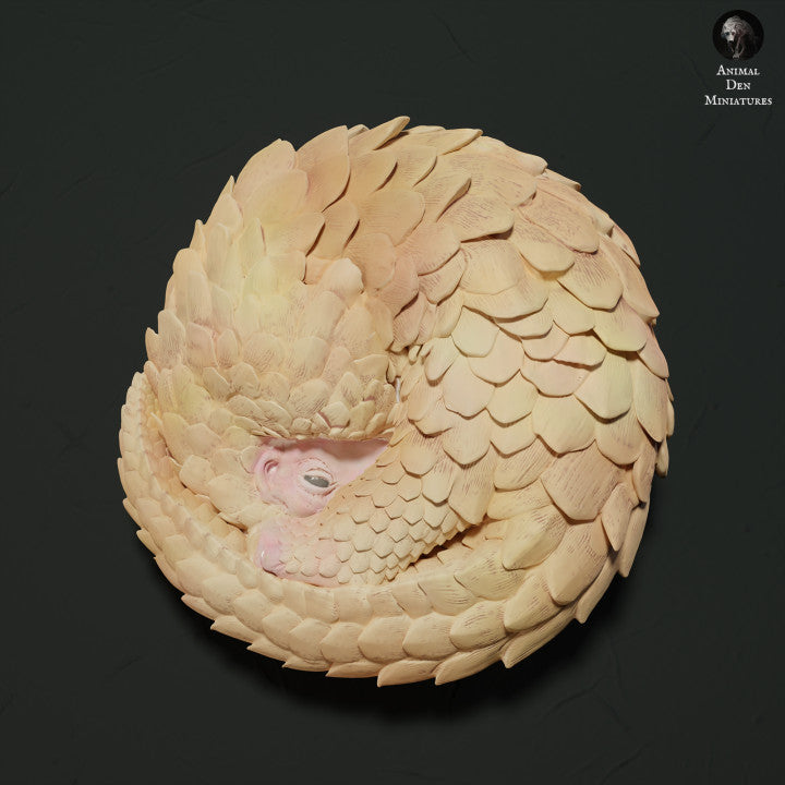 Foto de producto, figura de animal Animal Den Miniatures 0: animal salvaje, figura de Malayan pangolin - enrollado (23_05_09)