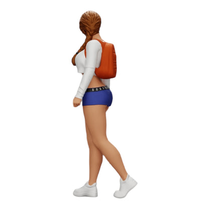 Foto del producto 0: Chica sexy, en pantalones cortos, min camiseta y mochila (Ref Nr. A0)