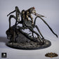 Foto del producto Tabletop 28mm Lord of the Print (LotP) 0: Tabletop Miniatura: Jinete de lanza de elfo oscuro sobre monstruo arácnido, montura de araña/cangrejo con pinzas, lanza/gleve, jinete de monstruo, monstruo jefe (26_03_F5)
