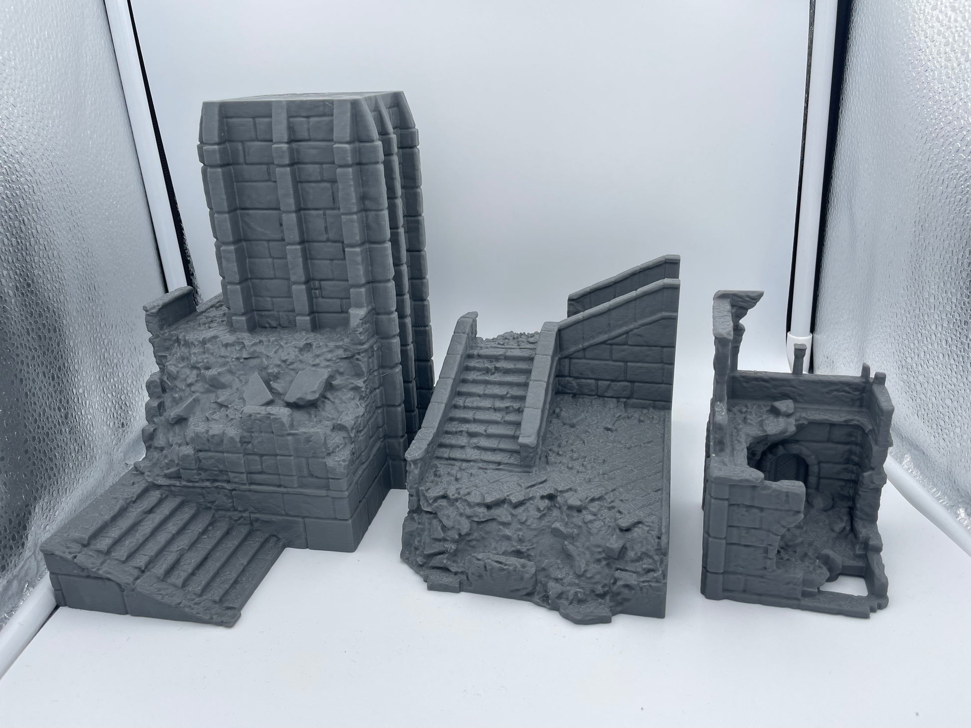 Produktfoto Tabletop 28mm The Printing Goes Ever On (TPGEO)  0: Ruine mittelalterlicher Turm - Überreste militärisches Gebäude - Zerstörter Außenposten