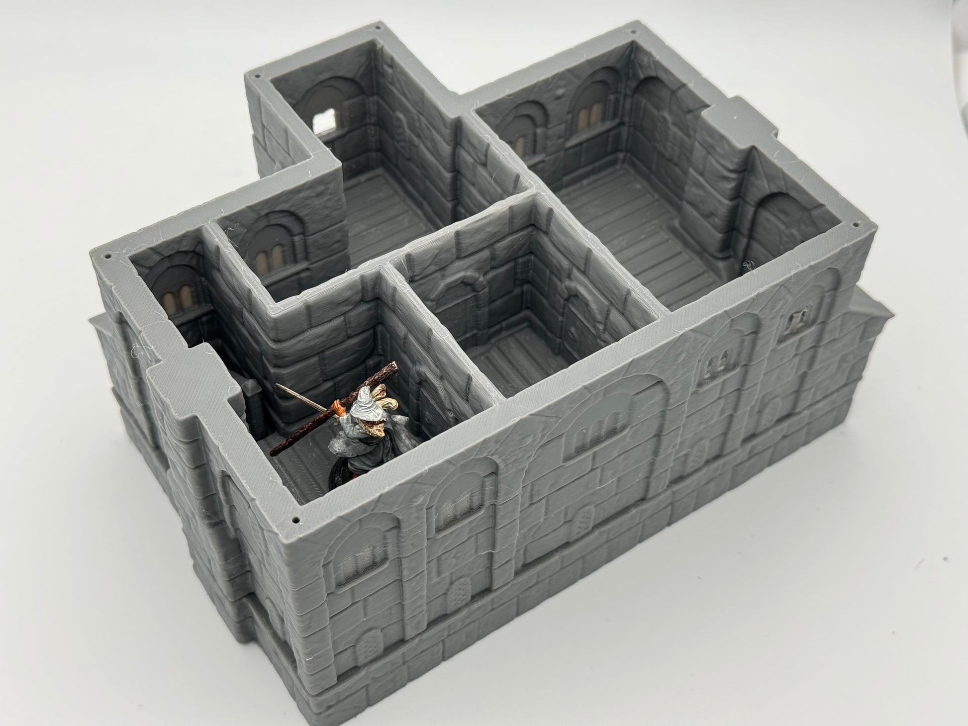 Foto del producto Tabletop 28mm The Printing Goes Ever On (TPGEO) 0: Posada Ciudad Marfil - Edificio Reino de Gonthan - Terreno de Tablero de Juego