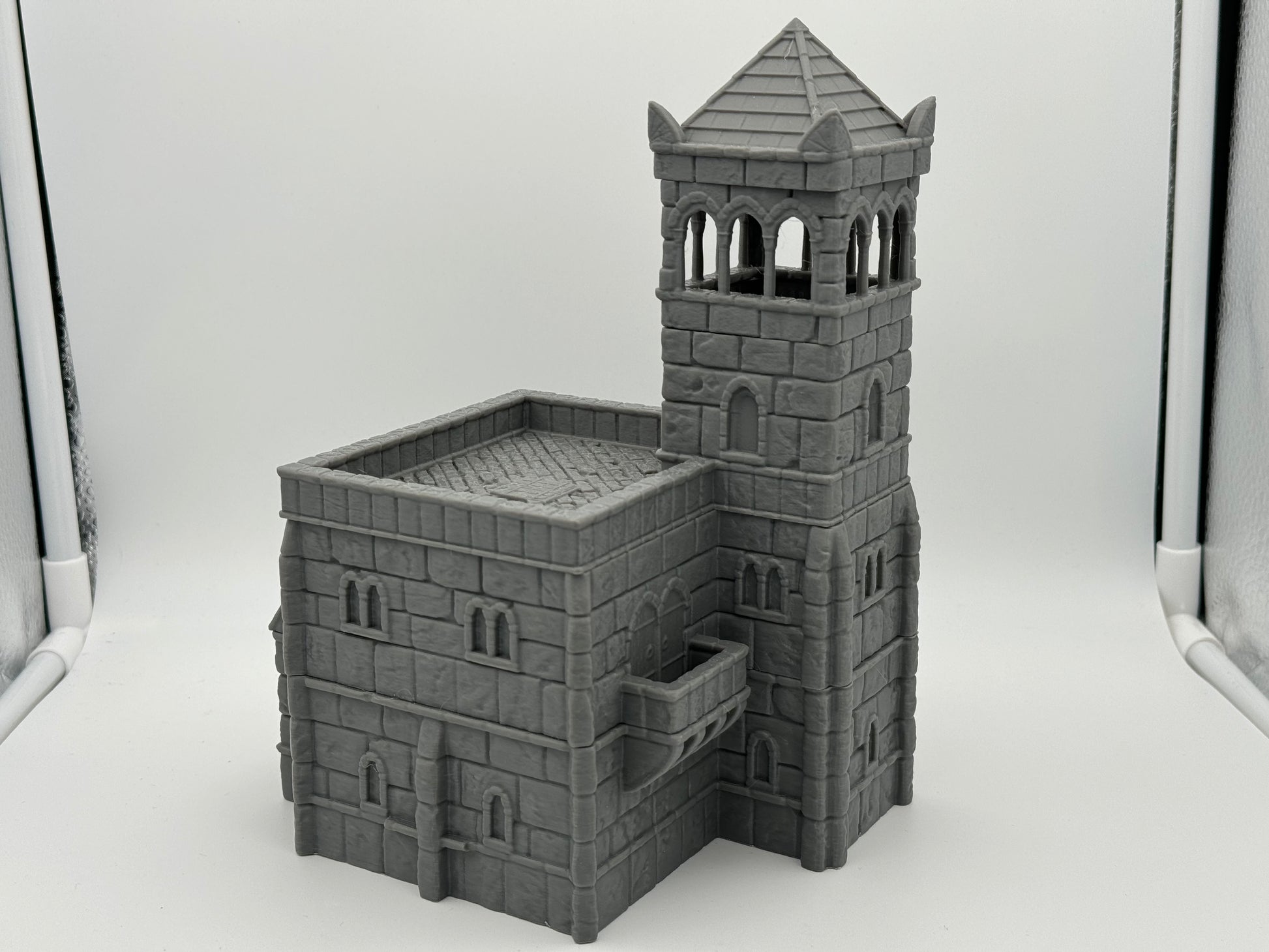 Foto del producto Tabletop 28mm The Printing Goes Ever On (TPGEO) 0: Ayuntamiento Ciudad Marfil - Edificio Reino de Gonthan - Terreno Tabletop Ayuntamiento