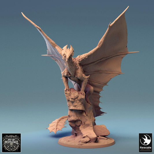 Foto del producto Tabletop 28mm Lord of the Print (LotP) 0: Miniatura de Tabletop: Dragón de Bronce, Dragón Grande en Roca con Alas Extendidas - Jefe de Monstruo, Criatura Voladora, Bestia Dragón, Base de Diorama (24_08_A2)