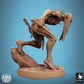 Foto del producto Tabletop 28mm Lord of the Print (LotP) 1: Miniatura de Tabletop: Ghoul Salvaje, Cazador No Muerto y Carnicero del Culto de Huesos con Daga de Hueso y Maza de Columna Vertebral, agazapado y lanzándose hacia adelante (24_11_B9)