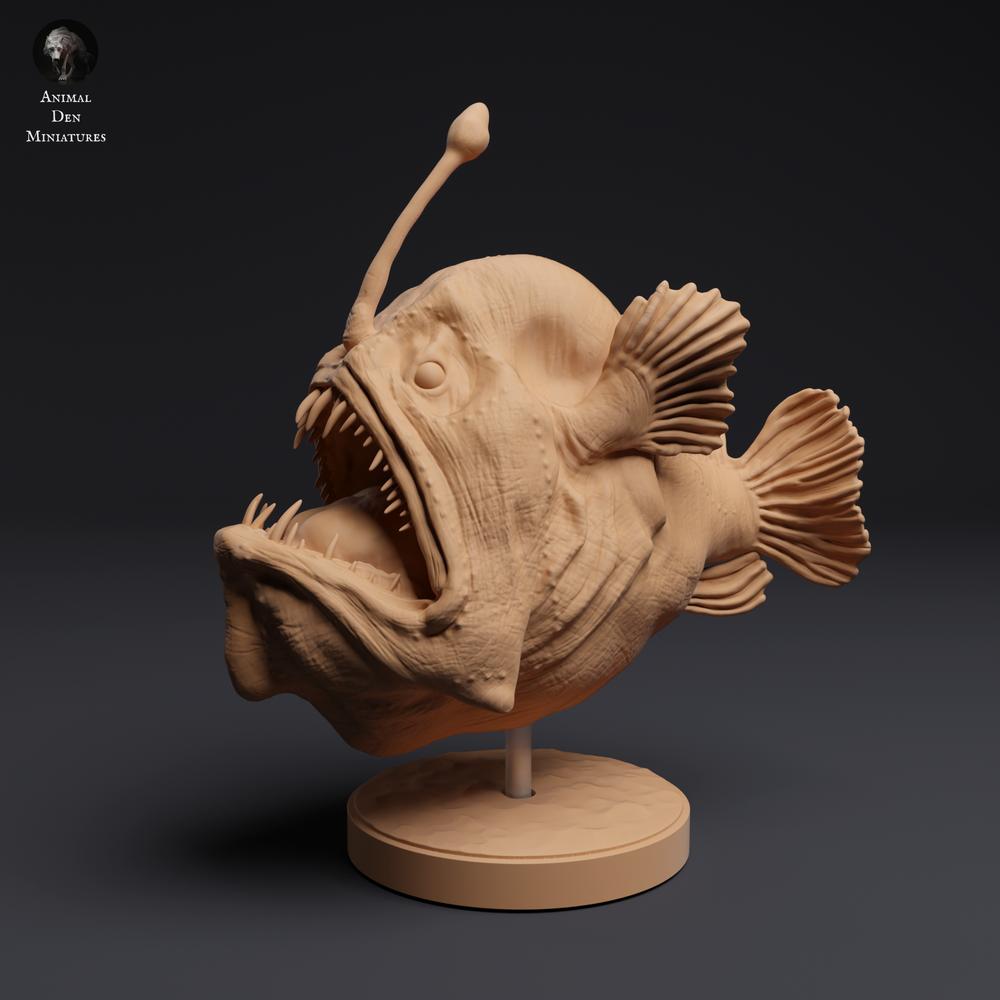 Foto de producto 2: figura de animal de las profundidades marinas: pez pescador jorobado (25_04_07)