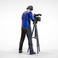 Produktfoto Diorama und Modellbau Miniatur Figur: Reporter Team - Kameramann mit Kamera und Stativ