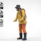 Diorama Modellbau Produktfoto 0: Seemann mit Seil – Figur in Regenjacke und Gummistiefel (Ref. Nr. 445)