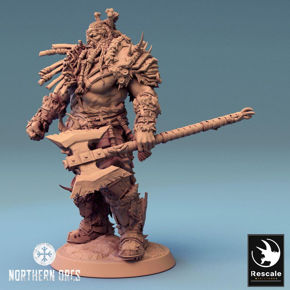 Foto del producto Tabletop 28mm Lord of the Print (LotP) 0: Figura de fantasía: Señor de la guerra orco / Jefe de guerra Azhrog, campeón bárbaro con hacha de dos manos dentada (24_04_E3)