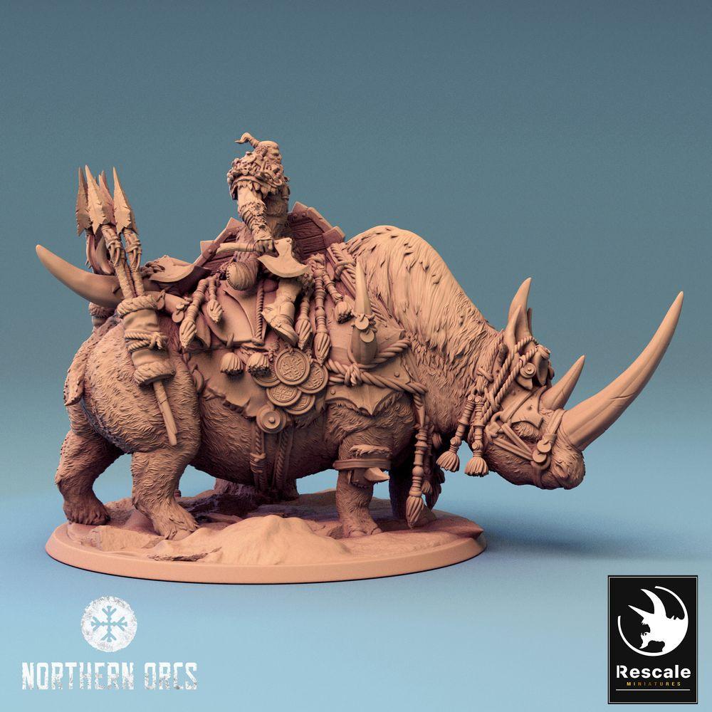 Foto del producto Tabletop 28mm Lord of the Print (LotP) 0: Miniatura de Tabletop: Señor de la Guerra Orco sobre Rinoceronte Gigante, Jinete de Bestias con Lanza, Jinete Orco de Rinoceronte (24_04_D2)