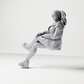 Foto de producto de maqueta para diorama 1: figura sentada: mujer con las piernas cruzadas, coleta y chaqueta (a161)