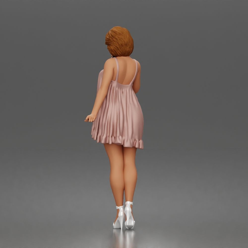 Foto de producto de modelismo para diorama 5: Figura de pie: mujer con vestido corto, teléfono móvil y zapatos de tacón (a180)