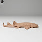 Foto de producto de figura animal Animal Den Miniatures 0: Figura de animal marino: tiburón alfombra moteado (24_06_04)