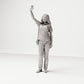 Stehende Figur: Passant im Freizeitoutfit winkend (Ref. Nr. 504) - vollständige Studioansicht 1